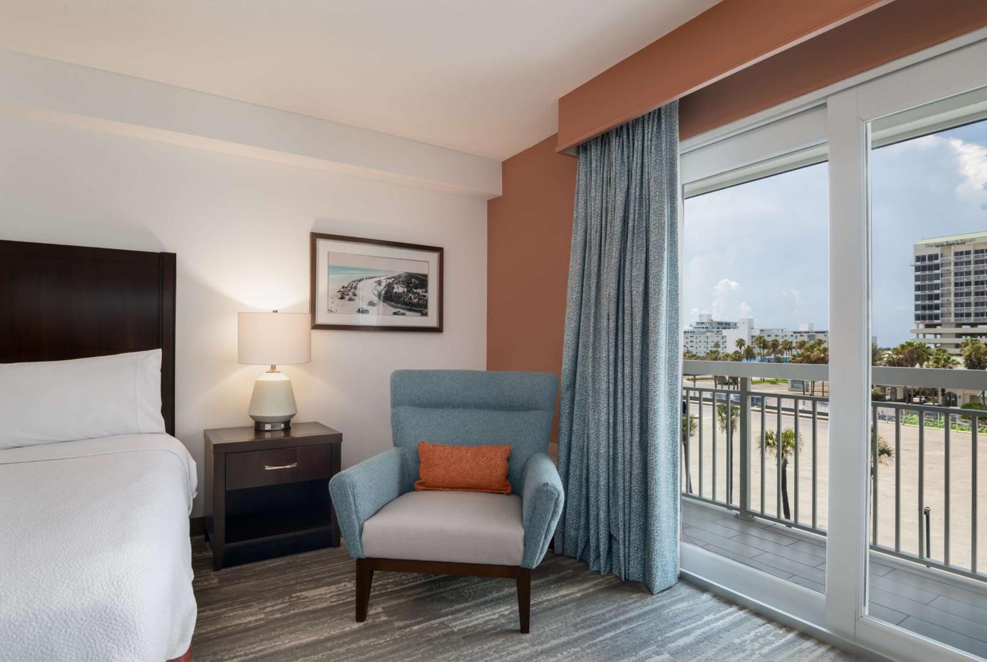 Hilton Garden Inn Daytona Beach Oceanfront Экстерьер фото